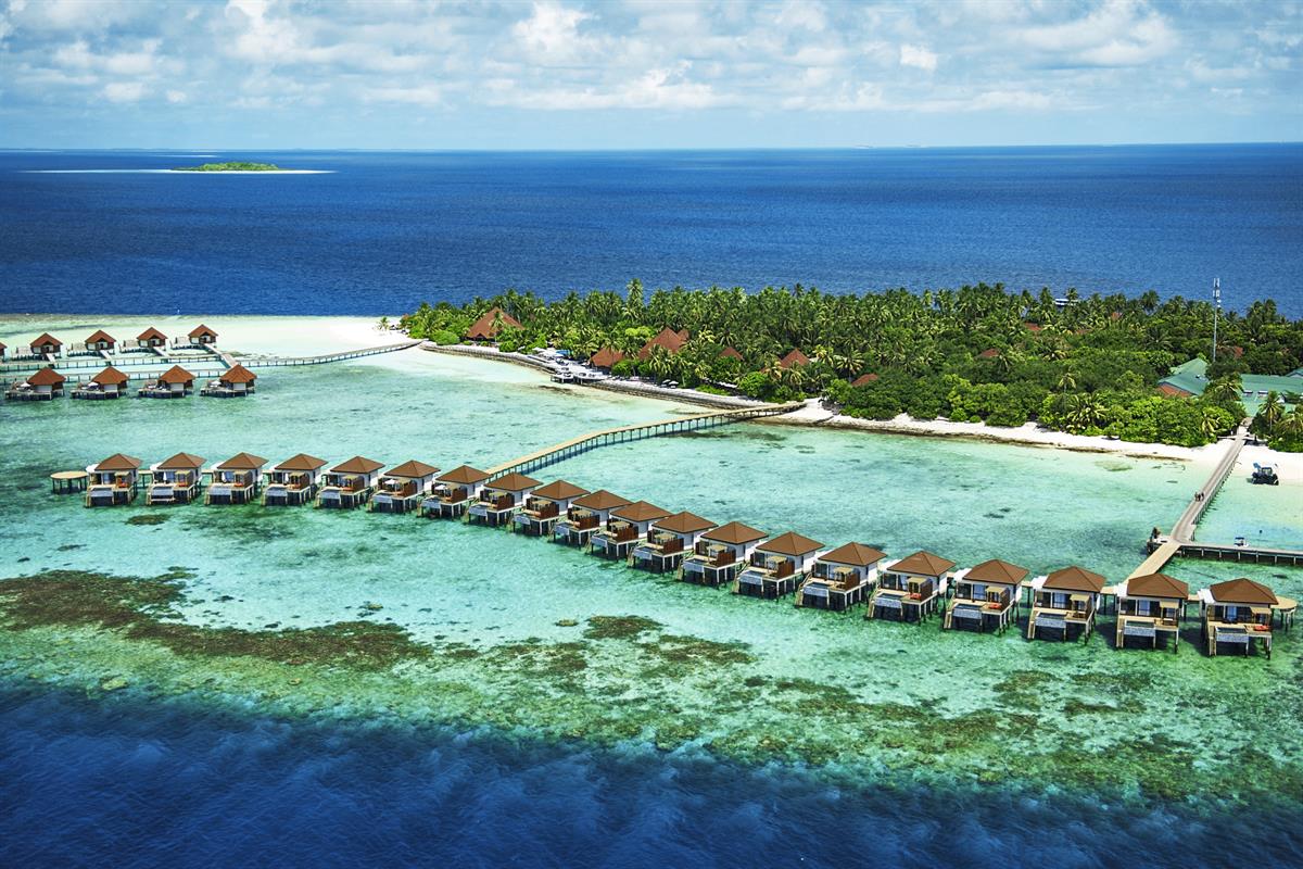 Robinson  Maldives