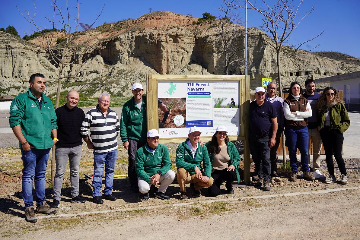 TUI Forest Navarra - Project team family picture