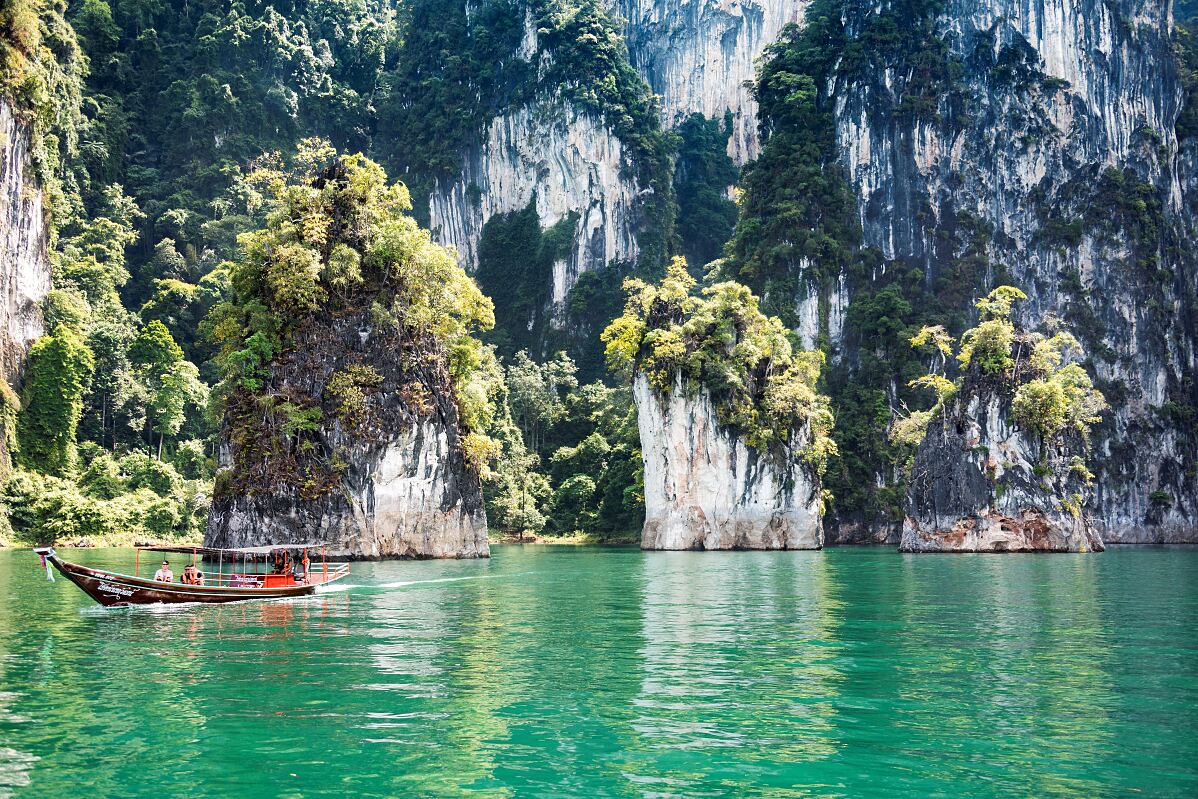 Mehrtätige Tour nach Khao Sok und zum Cheow-Lan-See mit Übernachtung im luxuriösen Regenwaldcamp
