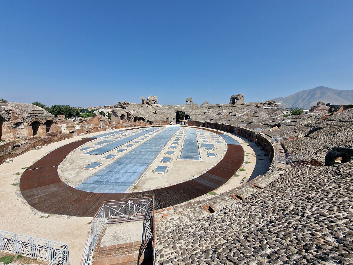 Amphitheater von Capua in der Nähe von Neapel