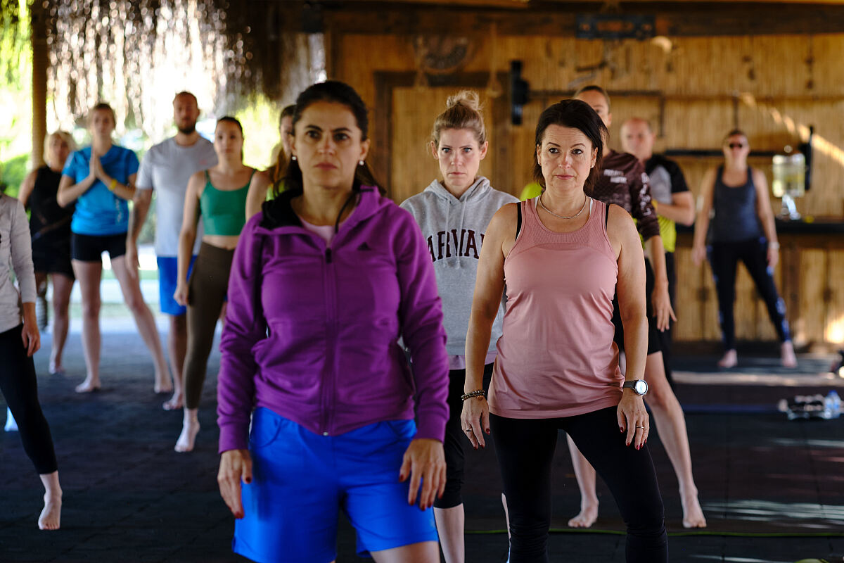 Yoga-Stunde beim TUI Österreich Meeting in der Türkei