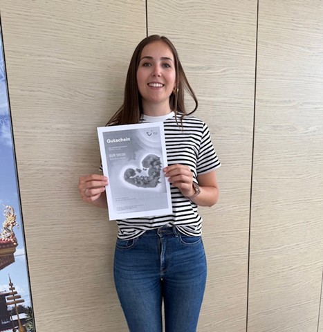 Die glückliche Gewinnerin Laura Pollanz