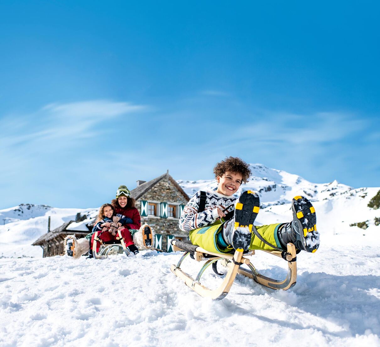 Neben Sonne und Meer liegen auch heimische Winterdestinationen im Trend