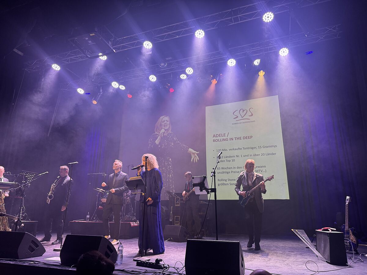 Songs of Superstars Konzertshow im Wiener Orpheum