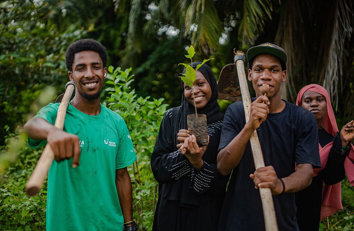 TUI Forest Zanzibar - local community participating in conservation